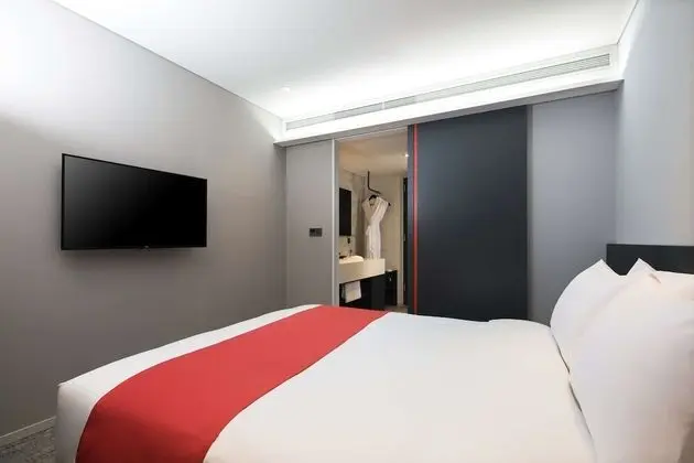 Premier Oda, 1 Çift Kişilik Yatak, Sigara İçilmez, Şehir Manzaralı