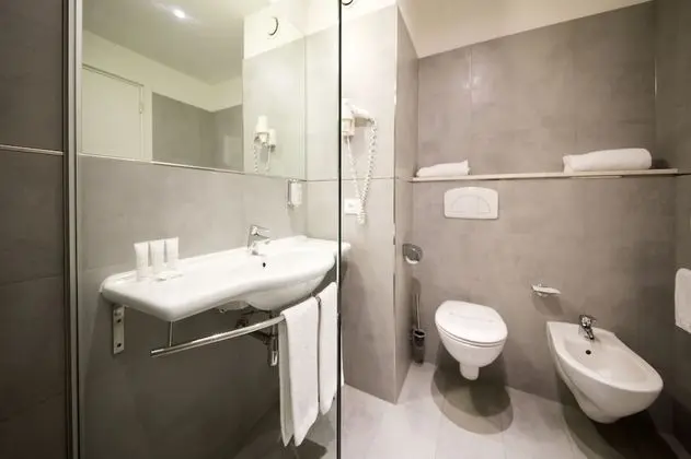 Standard Oda, 2 Tek Kişilik Yatak, Sigara İçilmez