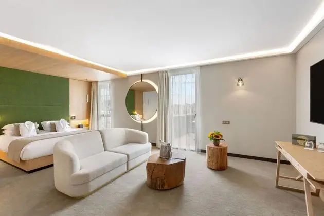 Süit, 1 En Büyük (King) Boy Yatak, Balkon, Nehir Manzaralı