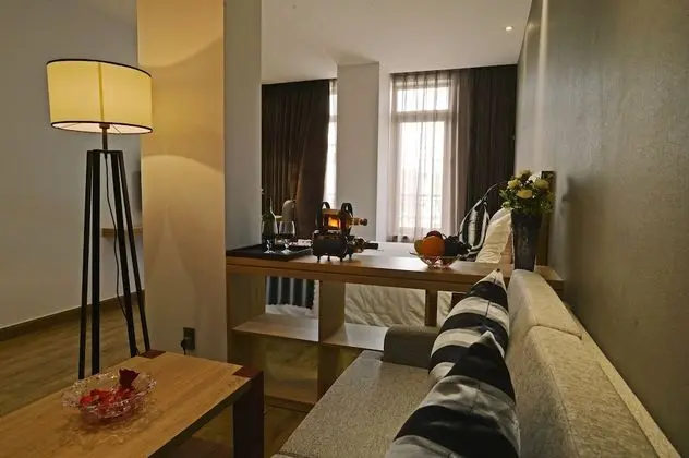 Deluxe Tek Büyük Yataklı Oda