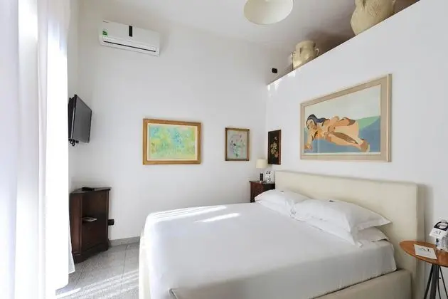 Tek Büyük Yataklı Oda