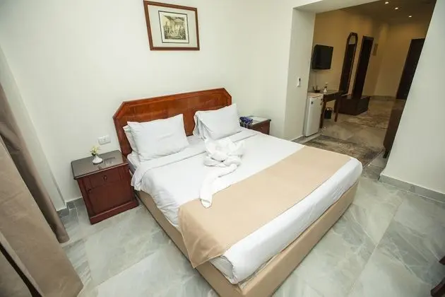 Executive Suite 1