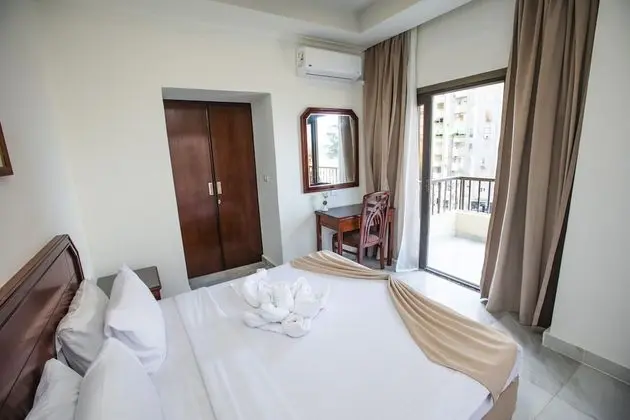 Executive Suite 1