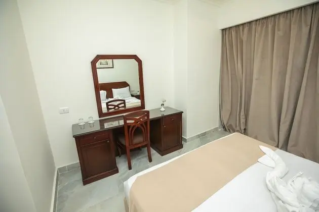 Executive Suite 1