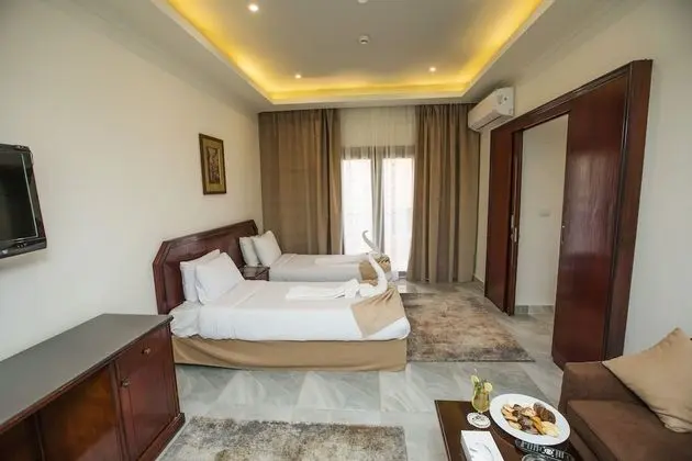 Executive Suite 1