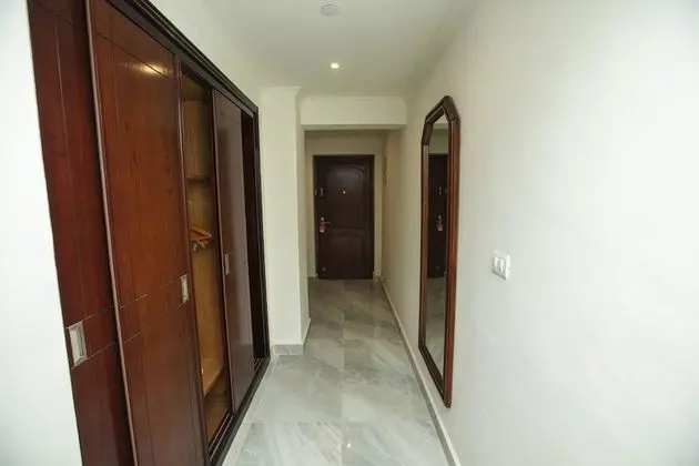 Executive Suite 1