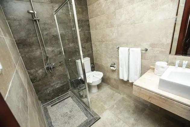 Executive Suite 1