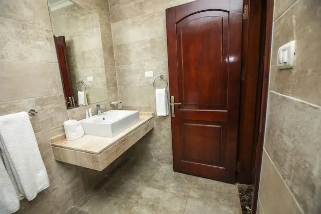Executive Suite 1