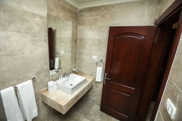 Executive Suite 1