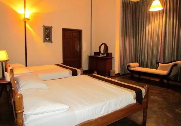 Dört Kişilik Oda, Sigara İçilmez