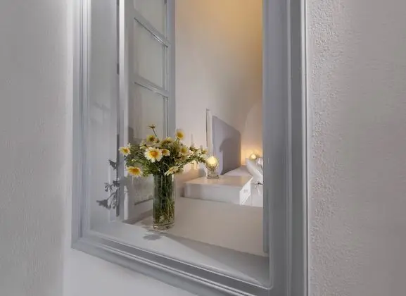 Authentic Santorinia Residence (Family)