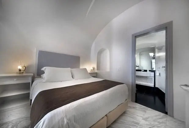 Authentic Santorinia Residence (Family)