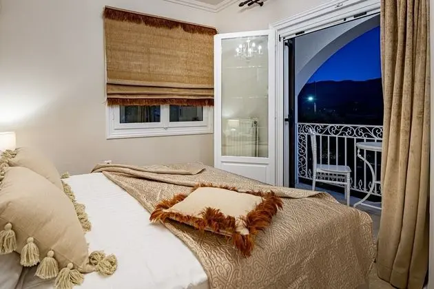 Luxury Villa, 5 Yatak Odası, Havuz Manzaralı