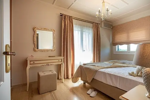 Luxury Villa, 5 Yatak Odası, Havuz Manzaralı