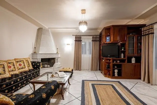 Luxury Villa, 5 Yatak Odası, Havuz Manzaralı