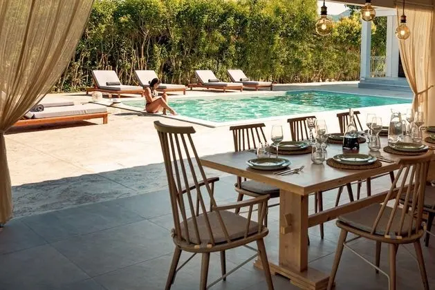 Luxury Villa, 5 Yatak Odası, Havuz Manzaralı