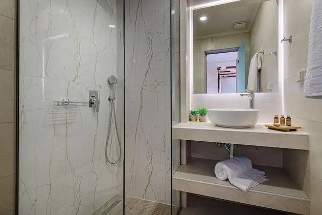 Luxury Villa, 5 Yatak Odası, Havuz Manzaralı