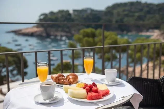 Tek Büyük Yataklı Oda (sea / beach view)