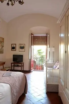 Superior Tek Büyük veya İki Ayrı Yataklı Oda