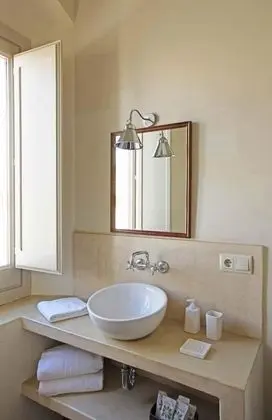 Superior Tek Büyük veya İki Ayrı Yataklı Oda