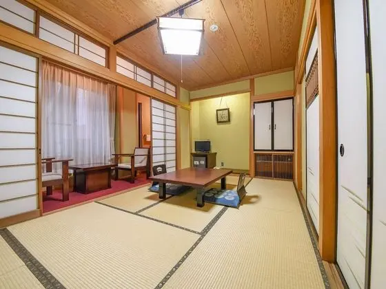Traditional Oda, Sigara İçilebilir (7.5 Tatami mats, Shared Bath)