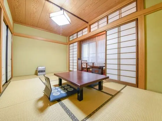 Traditional Oda, Sigara İçilebilir (7.5 Tatami mats, Shared Bath)