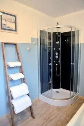 Tek Büyük Yataklı Oda, Bahçe Manzaralı, Zemin Kat