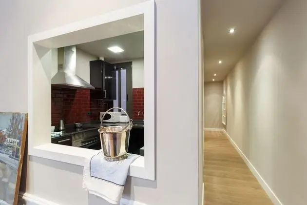 Standard Apart Daire, 2 Yatak Odası, Mutfak, Şehir Manzaralı