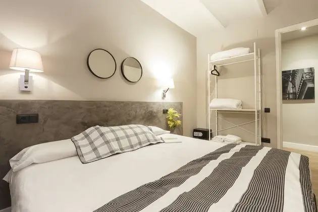 Standard Apart Daire, 2 Yatak Odası, Mutfak, Şehir Manzaralı