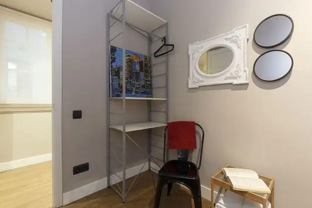 Standard Apart Daire, 2 Yatak Odası, Mutfak, Şehir Manzaralı
