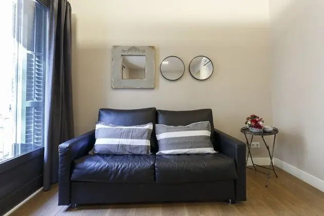 Standard Apart Daire, 2 Yatak Odası, Mutfak, Şehir Manzaralı