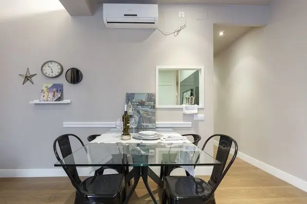 Standard Apart Daire, 2 Yatak Odası, Mutfak, Şehir Manzaralı