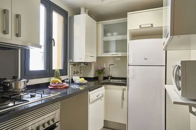 Standard Apart Daire, 2 Yatak Odası, 2 Banyolu, Şehir Manzaralı