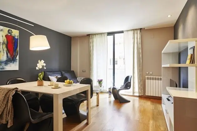 Standard Apart Daire, 2 Yatak Odası, 2 Banyolu, Şehir Manzaralı