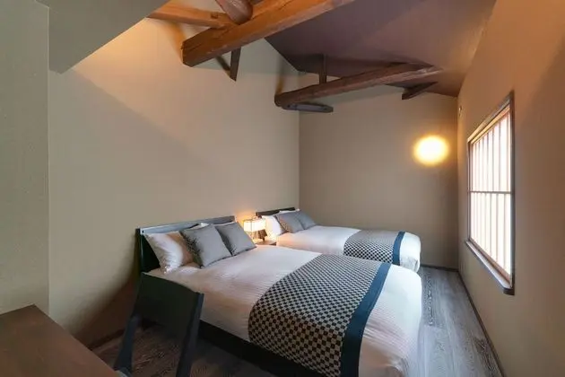 Traditional Ev (Private Vacation Home)