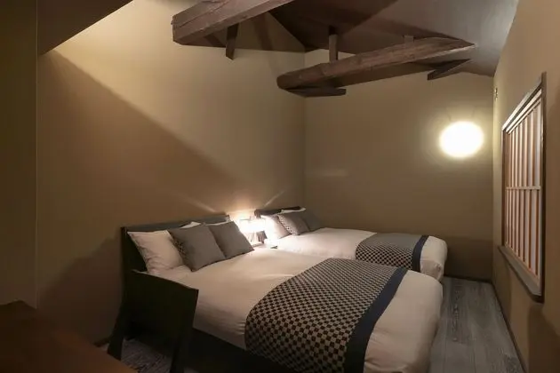Traditional Ev (Private Vacation Home)