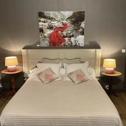 Üç Kişilik Oda (Esperluette)