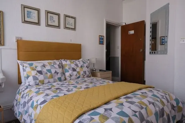 Standard Oda, 1 Çift Kişilik Yatak, Banyolu/Duşlu