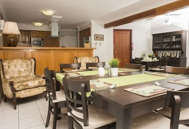 Standard Tek Büyük Yataklı Oda (First Floor)