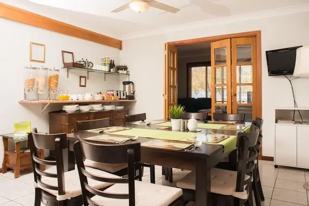 Standard Tek Büyük Yataklı Oda (First Floor)