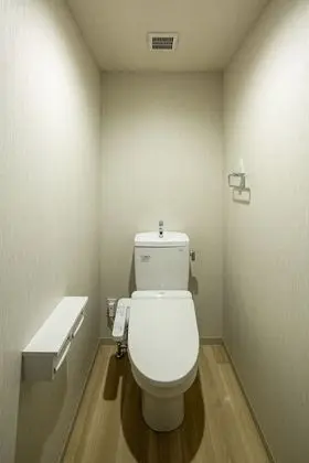 Tek Büyük Yataklı Oda, Balkon