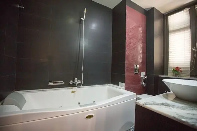 Deluxe Tek Büyük Yataklı Oda, Şehir Manzaralı