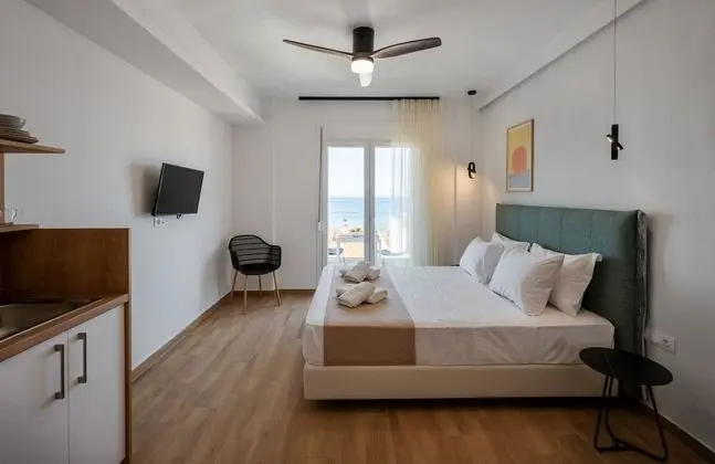 Deluxe Tek Büyük veya İki Ayrı Yataklı Oda, 1 En Büyük (King) Boy Yatak, Balkon, Deniz Manzaralı