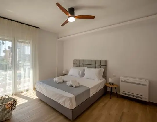 Deluxe Tek Büyük veya İki Ayrı Yataklı Oda, 1 En Büyük (King) Boy Yatak, Deniz Manzaralı, Zemin Kat