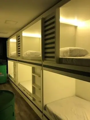 Ortak Ranzalı Oda, Sadece erkekler için (Arraial do Cabo)