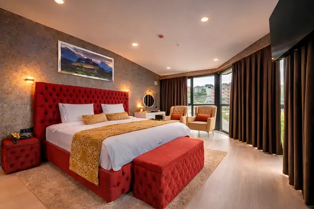 King Room,Deniz ve Dağ Manzaralı,Jakuzili