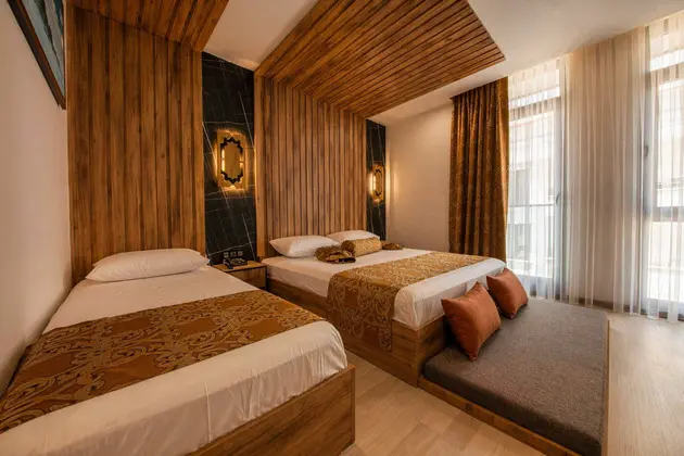 Superior Oda,Fransız Balkonlu
