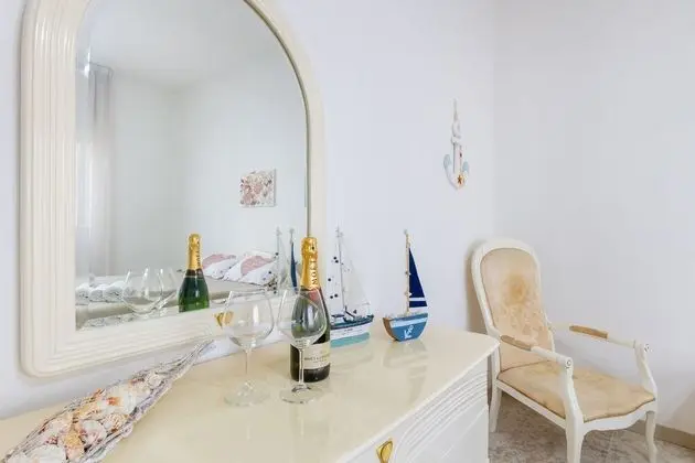 Ev, 3 Yatak Odası, Sigara İçilebilir, Veranda