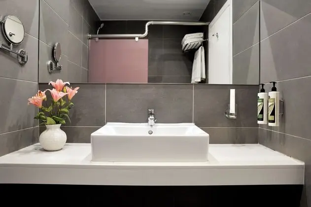 Standard Üç Kişilik Oda, Şehir Manzaralı