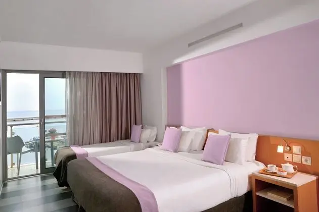 Standard Üç Kişilik Oda, Şehir Manzaralı